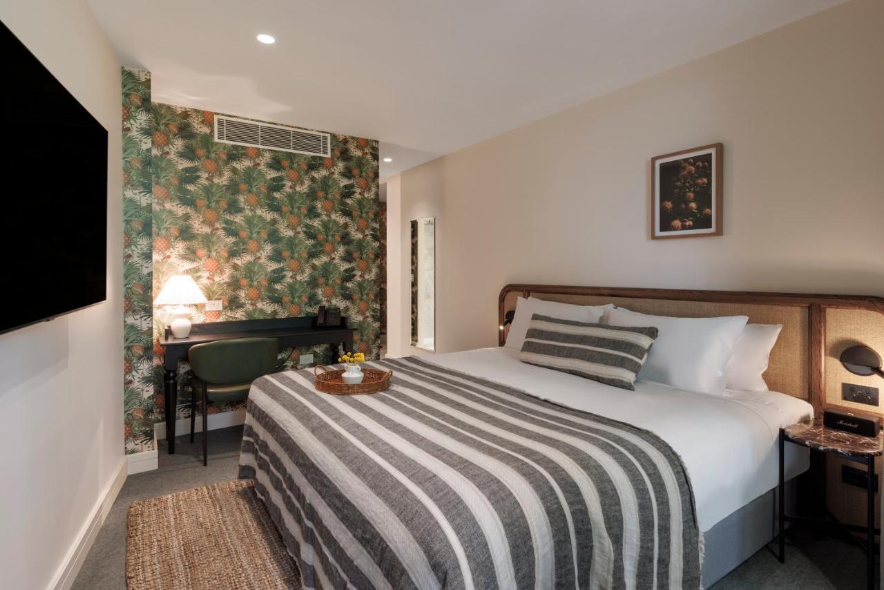 202 Elizabeth Hotel Sydney Luaran gambar A bedroom at the hotel